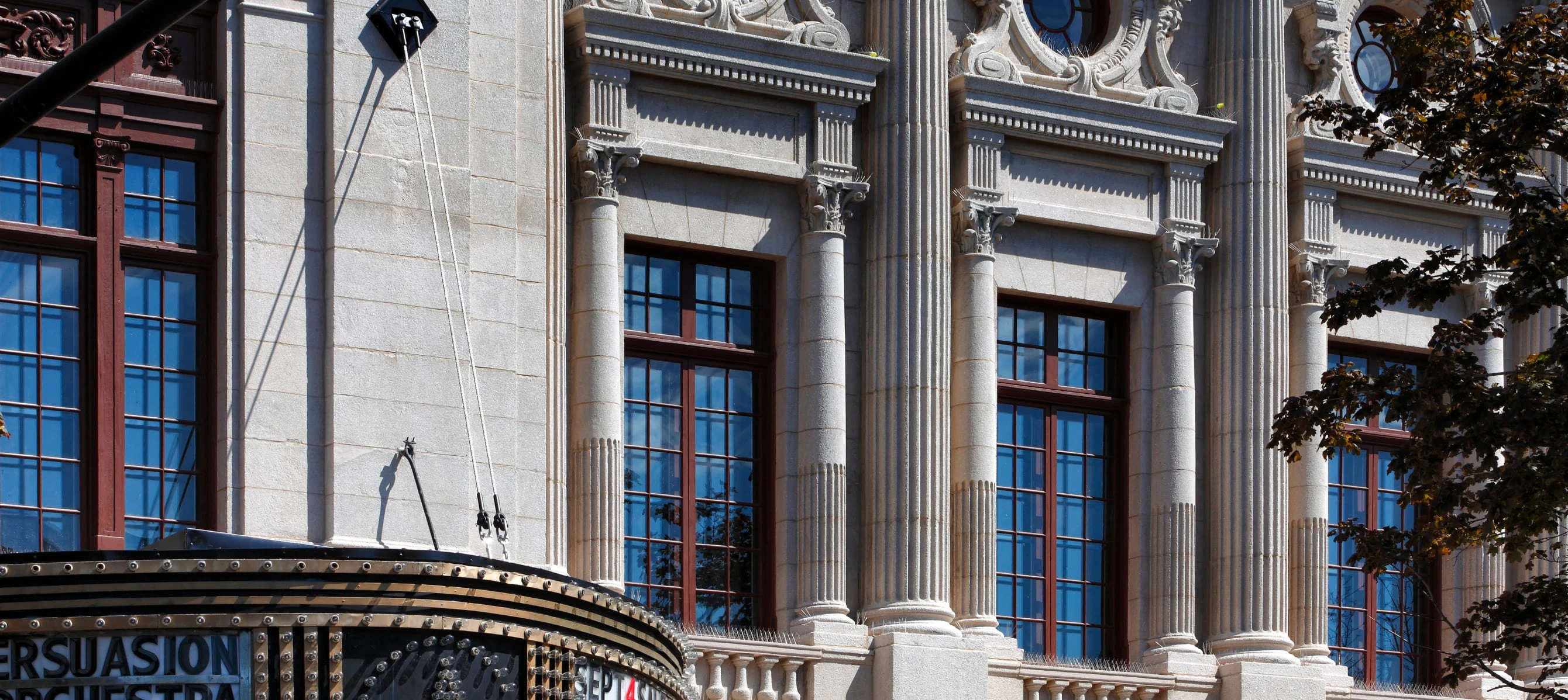 Artisans spécialisés en restauration de bâtiments et de biens patrimoniaux